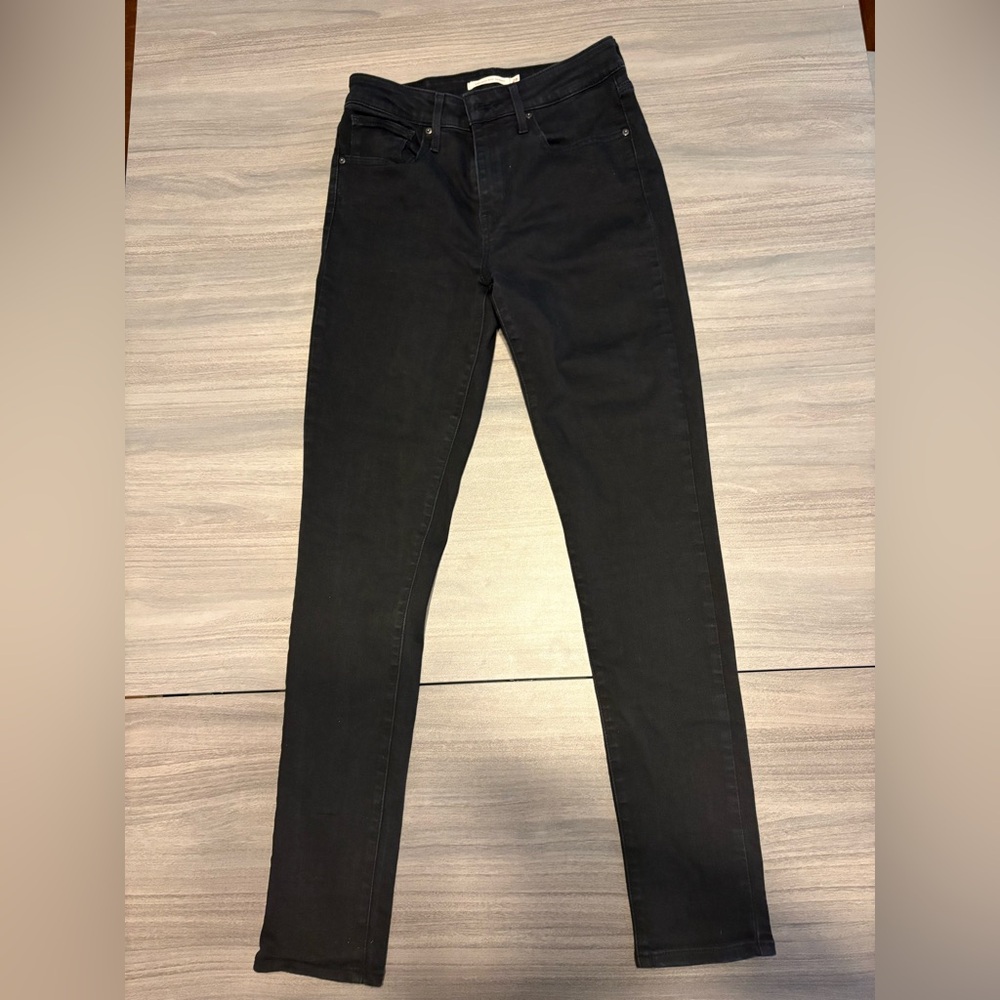 Used* Women’s Levi’s jeans 721 High Rise Skinny 28